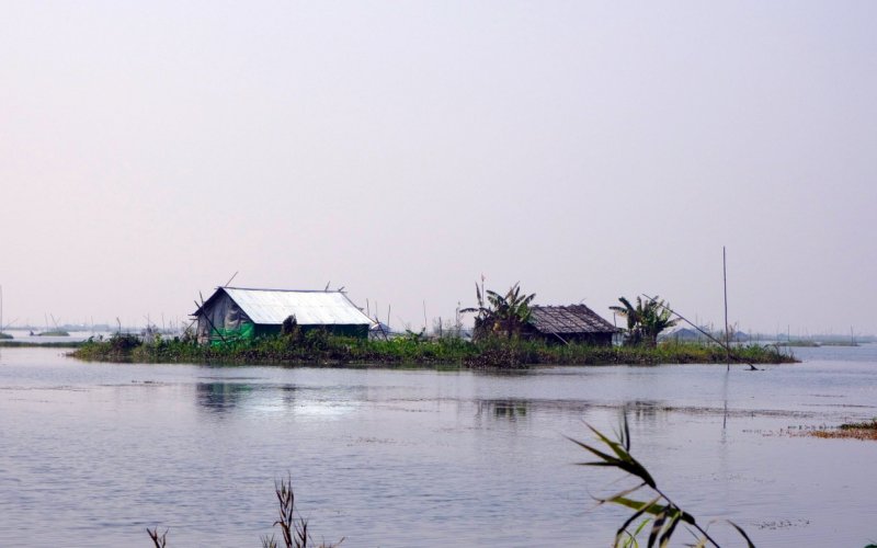 Floating Huts of Loktak